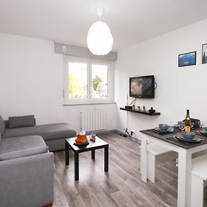Ron'S Apartment